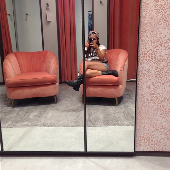 Hello - I’m Helena🤍✨ - Picture 7 of 8